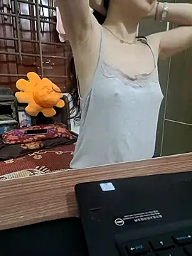 NinaKey online show from 06-11-26, 03:32
