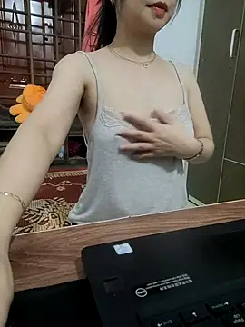 NinaKey online show from 07-30-26, 04:17