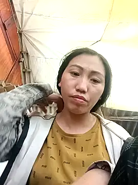 hot-luna- online show from 03-02-26, 09:38