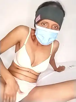 Snapshot of Nethu_99 chatting on 03-13-26, 01:18 Nethu 99 online show from 03-13-26, 01:18