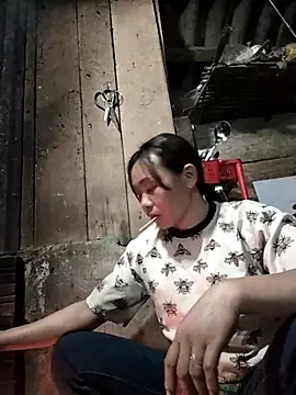 Bella-222 online show from 04-27-26, 01:42