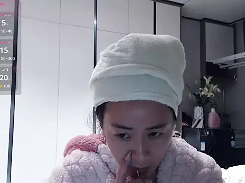 Tsuki-y online show from 03-01-26, 04:20