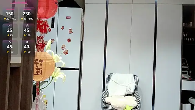 Tsuki-y online show from 03-08-26, 11:19