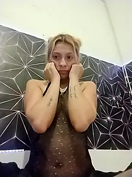 amairany27 online show from 02-24-26, 03:32