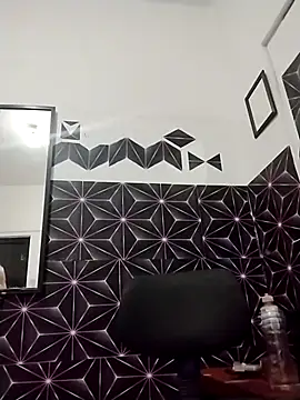 amairany27 online show from 03-09-26, 05:33