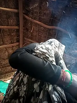 Hotty raghni online show from 02-16-26, 03:13