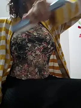 Snapshot of SANA-STRIP chatting on 02-06-26, 10:24 SANA-STRIP online show from 02-06-26, 10:24