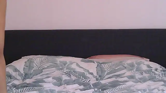 Snapshot of Popje94 chatting on 02-25-26, 12:04 Popje94 online show from 02-25-26, 12:04