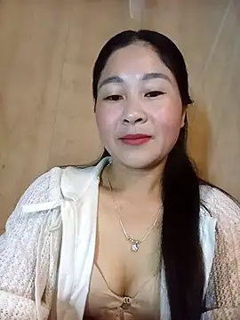 Snapshot of Dunk-namic chatting on 03-08-26, 12:52 Dunk-namic online show from 03-08-26, 12:52