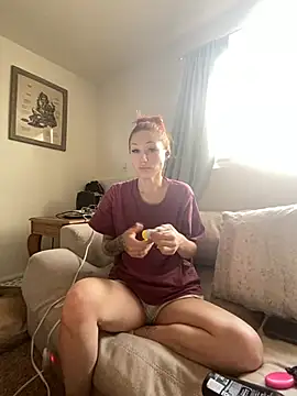 ThornsandHoney online show from 05-01-26, 04:33