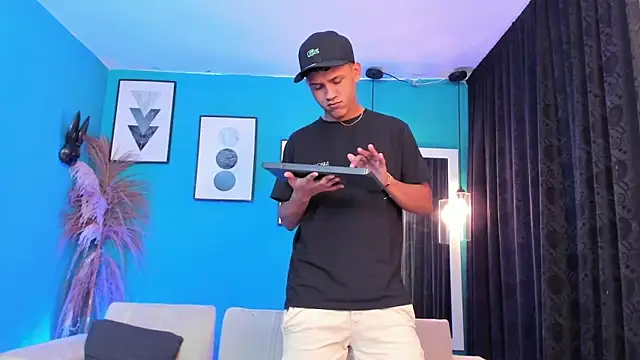 Snapshot of KingOfHeavens_2 chatting on 02-26-26, 08:08 KingOfHeavens 2 online show from 02-26-26, 08:08