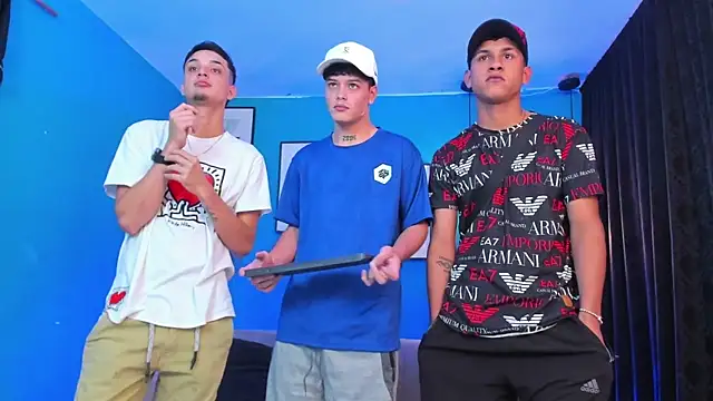 Snapshot of KingOfHeavens_2 chatting on 03-02-26, 09:32 KingOfHeavens 2 online show from 03-02-26, 09:32