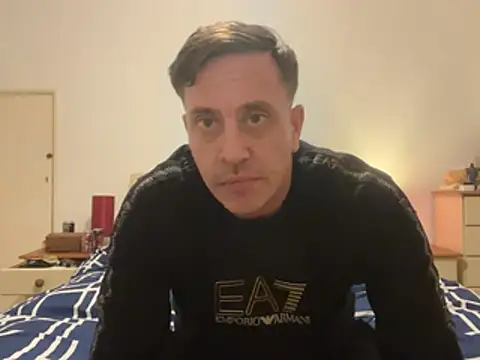 Snapshot of malcolm2334 chatting on 04-03-26, 06:39 malcolm2334 online show from 04-03-26, 06:39