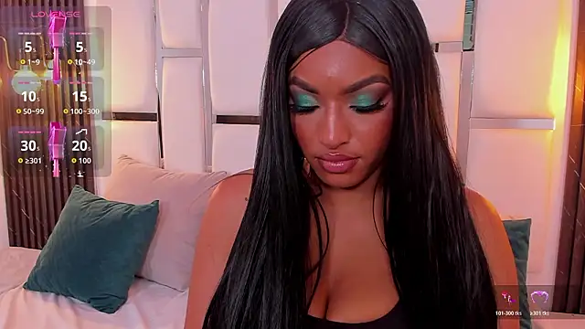 Snapshot of _luna_rossee_ chatting on 03-17-26, 12:59 luna rossee online show from 03-17-26, 12:59