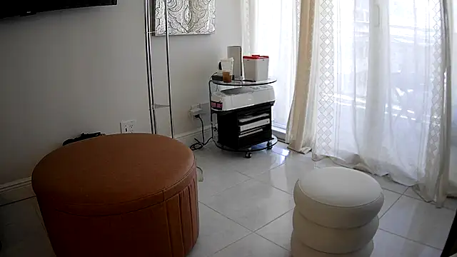 AlexisKayx online show from 02-09-26, 06:23