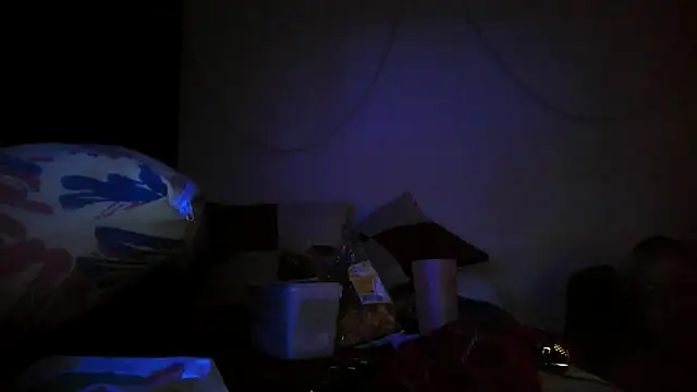 bialoba7 online show from 10-18-25, 06:52