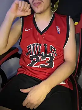 Snapshot of hungtwinkBR chatting on 03-03-26, 03:34 hungtwinkBR online show from 03-03-26, 03:34