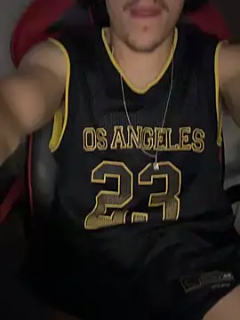 Snapshot of hungtwinkBR chatting on 03-04-26, 01:00 hungtwinkBR online show from 03-04-26, 01:00