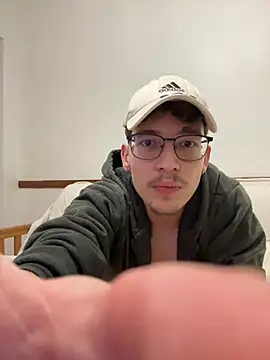 hungtwinkBR online show from 06-29-26, 11:49