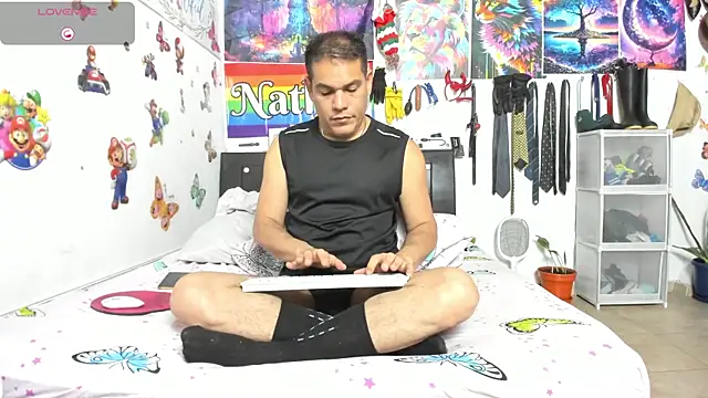 Snapshot of nathannathaniel chatting on 06-19-26, 04:17 nathannathaniel online show from 06-19-26, 04:17