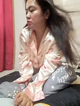 Snapshot of Zyramae_25 chatting on 03-13-26, 04:41 Zyramae 25 online show from 03-13-26, 04:41