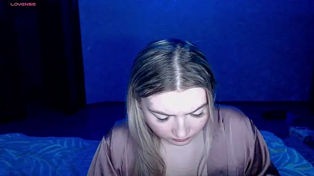 Snapshot of MiraRoy chatting on 02-27-26, 04:40 MiraRoy online show from 02-27-26, 04:40