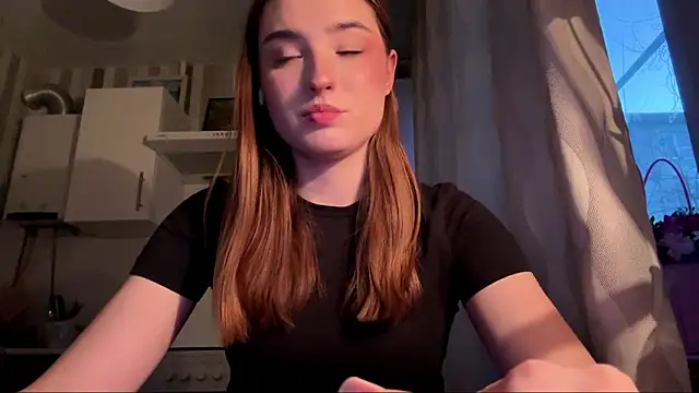 Snapshot of LissaBliss chatting on 03-13-26, 03:07 LissaBliss online show from 03-13-26, 03:07