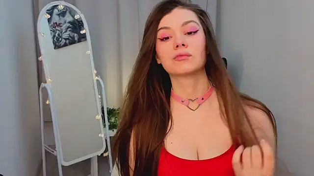 Snapshot of SiennaSayss chatting on 02-06-26, 05:34 SiennaSayss online show from 02-06-26, 05:34