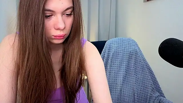 Snapshot of SiennaSayss chatting on 03-11-26, 07:14 SiennaSayss online show from 03-11-26, 07:14