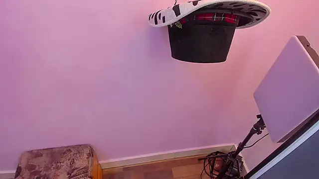 lil miia online show from 02-24-26, 07:12