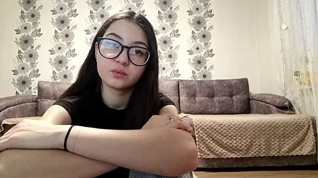 ZyntraLoom online show from 02-08-26, 01:25