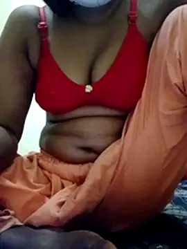 Snapshot of Toma7890 chatting on 02-21-26, 03:35 Toma7890 online show from 02-21-26, 03:35