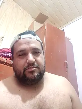 Snapshot of lu123456ch chatting on 03-06-26, 02:41 lu123456ch online show from 03-06-26, 02:41