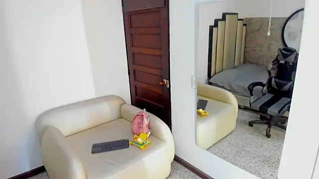 Philipp-Jones online show from 02-25-26, 01:21