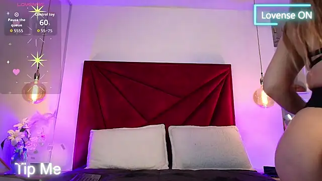 NahomiRoss online show from 04-06-26, 12:28