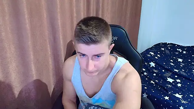 Snapshot of TodMusclePower9 chatting on 02-04-26, 04:07 TodMusclePower9 online show from 02-04-26, 04:07