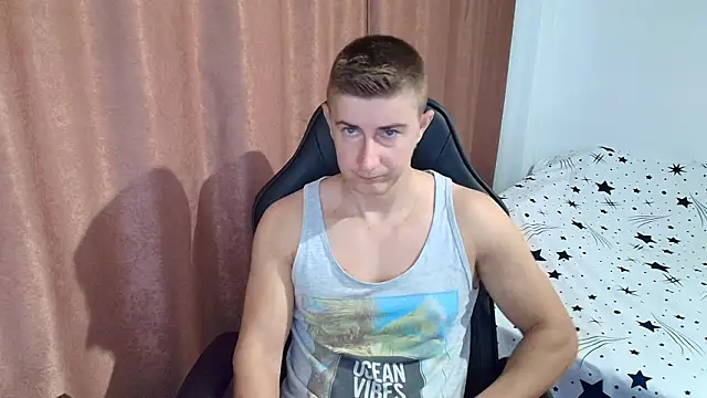 Snapshot of TodMusclePower9 chatting on 02-05-26, 04:50 TodMusclePower9 online show from 02-05-26, 04:50