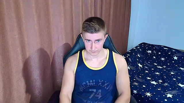 Snapshot of TodMusclePower9 chatting on 02-16-26, 04:19 TodMusclePower9 online show from 02-16-26, 04:19