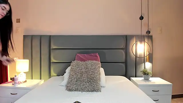 Snapshot of KeniaCarterr chatting on 02-19-26, 02:07 KeniaCarterr online show from 02-19-26, 02:07