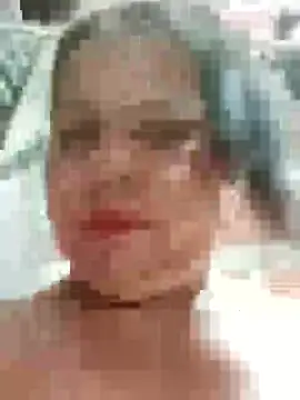 Snapshot of Diana_006 chatting on 06-11-26, 02:22 Diana 006 online show from 06-11-26, 02:22