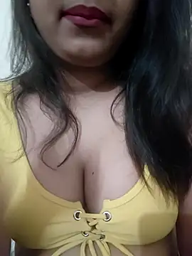 nidhi7180 online show from 02-02-26, 05:44