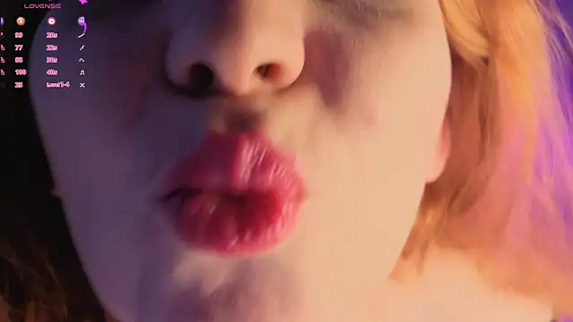 Snapshot of Doll_lira chatting on 03-22-26, 03:37 Doll lira online show from 03-22-26, 03:37