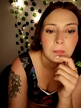 melly whatson online show from 02-26-26, 11:20