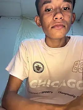 Snapshot of kimgorge chatting on 02-09-26, 06:34 kimgorge online show from 02-09-26, 06:34