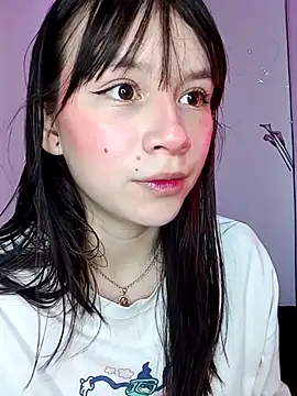 Snapshot of MikasaxX_ chatting on 05-17-26, 09:55 MikasaxX online show from 05-17-26, 09:55