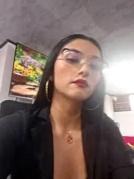 Jade connor online show from 04-15-26, 08:31