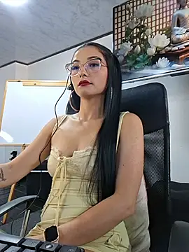 Jade connor online show from 07-28-26, 07:50