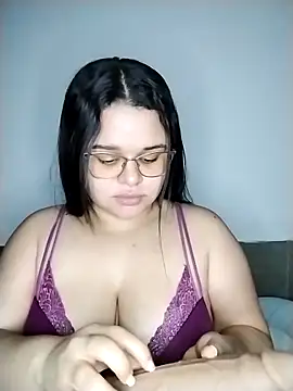 SamanthaStonee online show from 06-12-26, 04:44