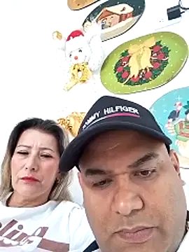 Snapshot of wessAndSandri chatting on 03-04-26, 08:04 wessAndSandri online show from 03-04-26, 08:04