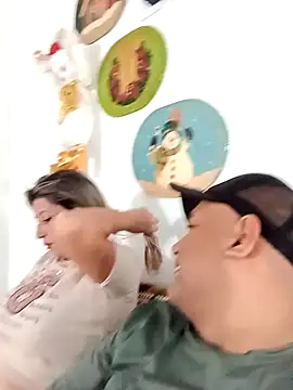 Snapshot of wessAndSandri chatting on 03-05-26, 08:05 wessAndSandri online show from 03-05-26, 08:05